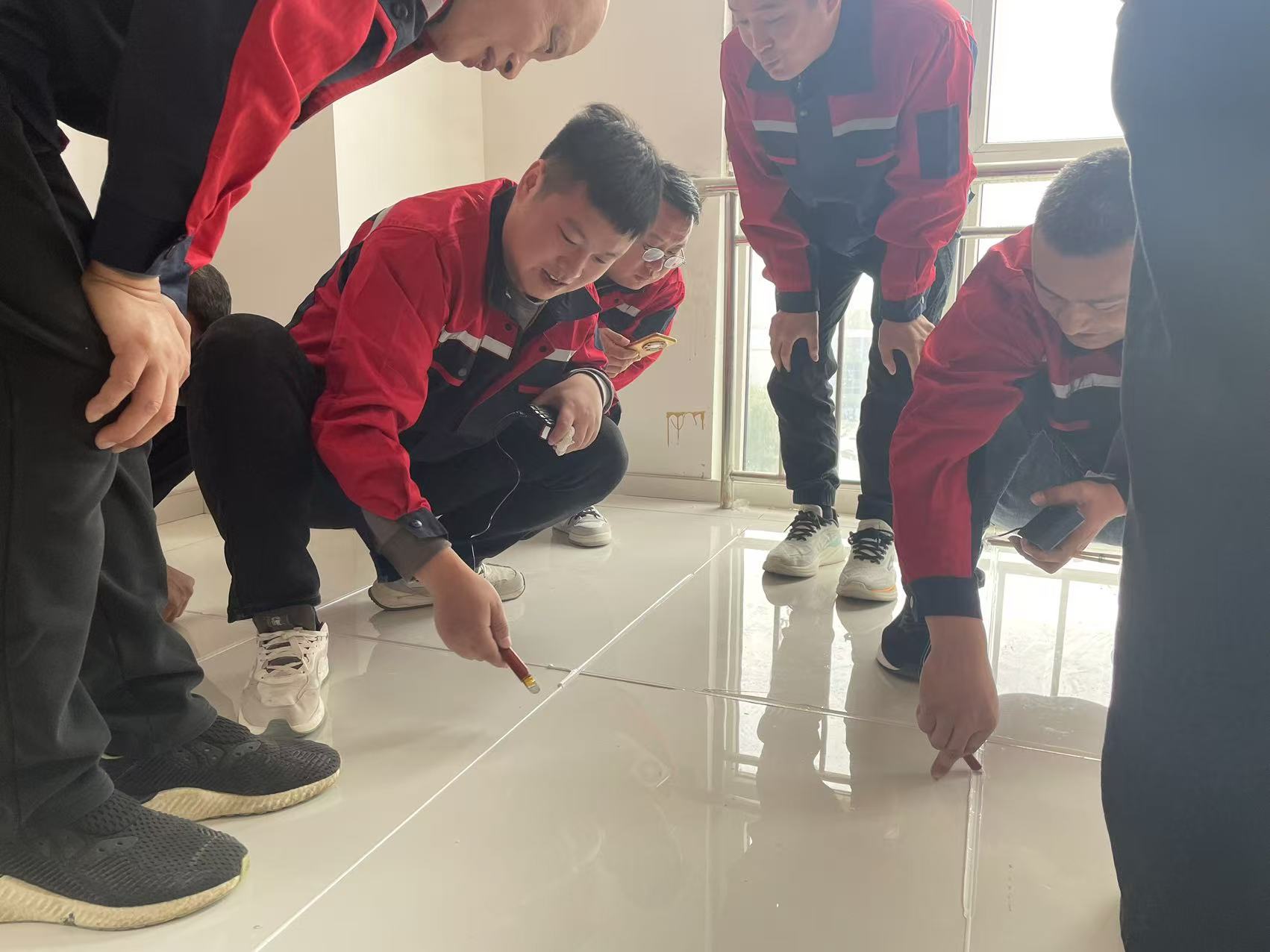 南京、泰州、南通、盐城等地美缝师学习压平缝工艺 南京、泰州、南通、盐城等地美缝师学习压平缝工艺